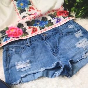 Celebrity pink cut off shorts jeans